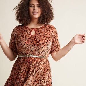 EUC ModCloth floral velvet dress with belt, XL